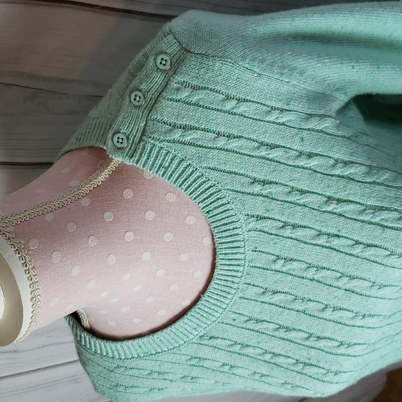 Talbots cable knit sweater - Picture 2 of 4